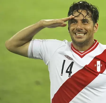 Gareca propone a Pizarro en la FPF