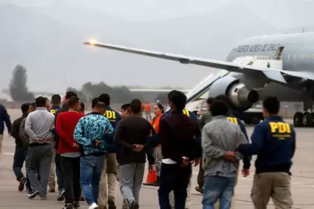 Gobierno de Chile expulsa a 40 migrantes: Colombianos, ecuatorianos y boliviano