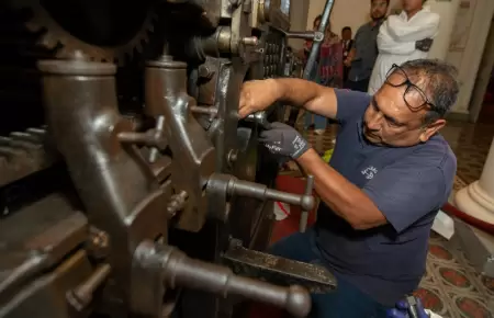 Casa de la literatura anuncia oficialmente la imprenta que uso Jos� Carlos Mari�