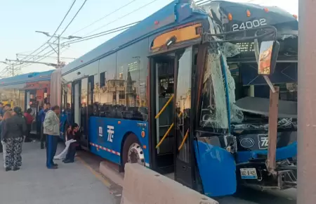 Accidente en M�xico: Choque dej� 20 heridos.