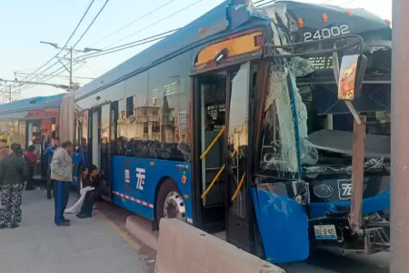 Accidente en M�xico: Choque dej� 20 heridos.