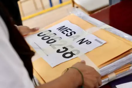 Sigue en vivo c�mo se resuelven las actas observadas del JNE