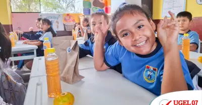 Surco comienza programa de alimentaci�n loncheritas surcanas