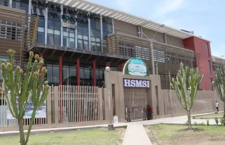 Mujer pierde el �tero tras presunta operaci�n no consentida y queda en UCI: Fami