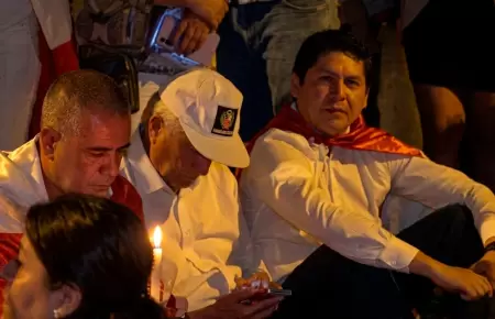 Los candidatos vienen realizando un plant�n ante el JNE.