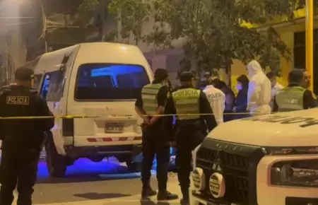 Asesinan chofer en combi en Comas