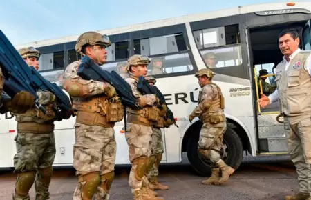 Primer ministro a favor de que las FF. AA. trasladen el material electoral.