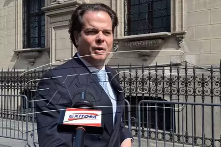 Bernie Navarro lleg� a Palacio de Gobierno en medio de crisis en el gobierno.