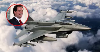 Embajador de EE.UU. Bernie Navarro invita a la ciudadan�a a exhibici�n de avione