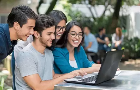 Postulantes a la beca Generaci�n Bicentenario temen no poder acceder a sus estud