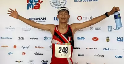 George Espinoza obtuvo medalla de oro en atletismo