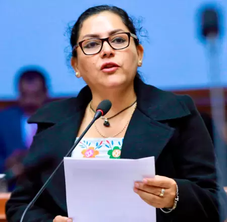 Karol Paredes Fonseca.