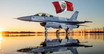 Aviones f-16 estadounidenses ser�n las estrellas en el XVII Festival A�reo el fi