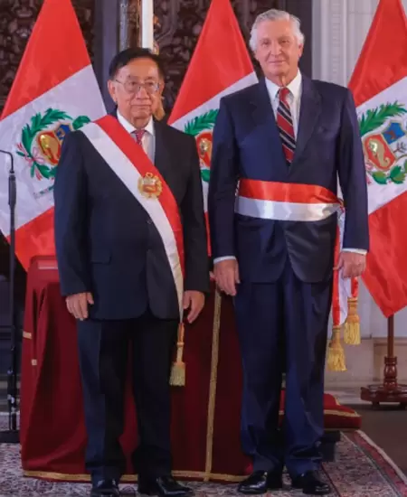 Carlos Pareja jurament� como nuevo Canciller.