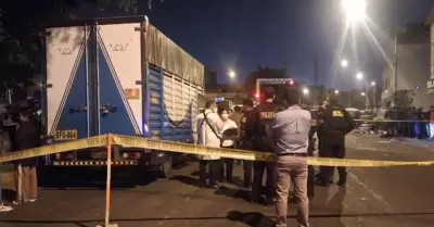 Acribillan a due�o de tienda de muebles