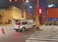 Camioneta derriba caseta policial en plena avenida Javier Prado: habr�an intentado esquivar una moto el�ctrica