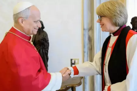 El papa Le�n XIV recibi� a Sarah Mullally y rezaron juntos en el Vaticano