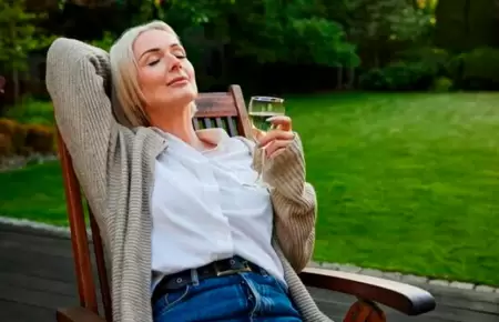 Beneficio de estar soltero a los 40 y 50 a�os.