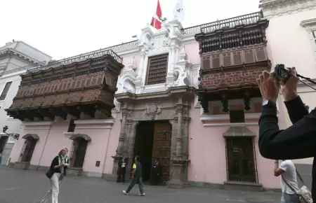 La Canciller�a convoc� a diversos funcionarios p�blicos.