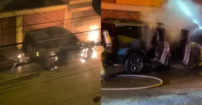 Prenden fuego a camioneta mientras due�o dorm�a