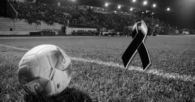 Halla sin vida a exfutbolista al interior de su auto