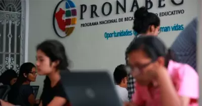 Sistema de Becas descarta cierre.