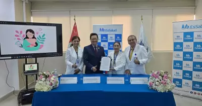 Centros de salud reciben importante distinci�n.