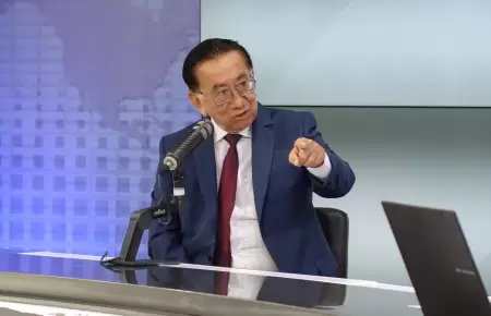 Balc�zar: "Somos defensores del Estado jud�o y de las v�ctimas que gener� el Hol