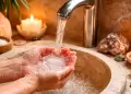 �Por qu� aconsejan lavarse las manos con sal el 1 de mayo?: Rito del Feng Shui viral con SIGNIFICADO especial