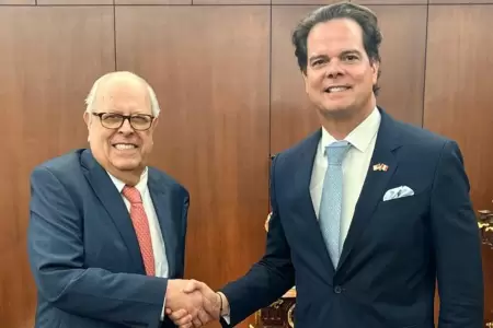 Bernie Navarro elogi� el trabajo de Julio Velarde al frente del BCR.