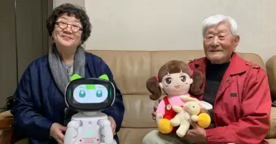 Corea del Sur: Mu�ecos creados con IA son usados como asistentes para adultos ma