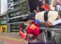 Grave accidente en Miraflores: Auto cay� dos pisos en hotel y deja a conductor herido