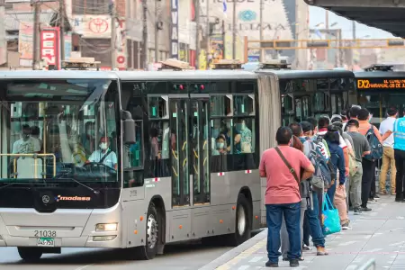 Caen infractores: 34 conductores fueron sancionados por invadir v�a del Metropol