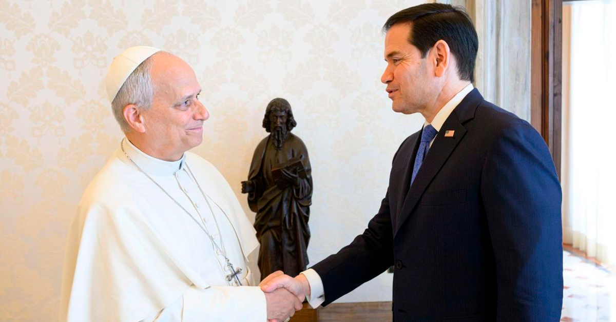 Papa León XIV recibió visita de Marco Rubio en el Vaticano donde abordaron crisis en Oriente Medio