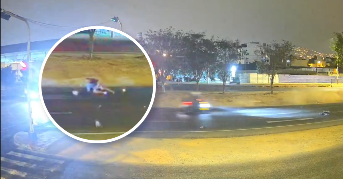Nuevo accidente en la Vía Expresa Sur: Cámaras captan violento atropello a un ciclista en un pase peatonal