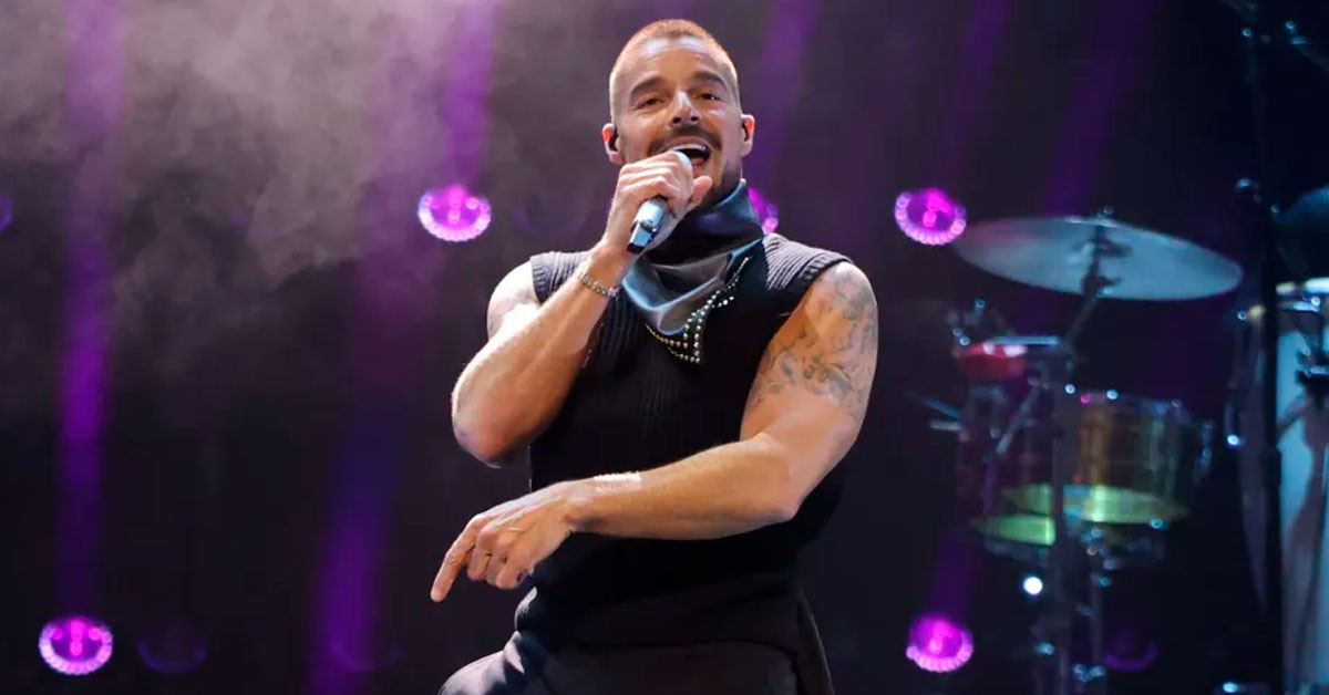 Ricky Martin sufre ataque en pleno concierto: Lanzan comunicado URGENTE sobre el incidente