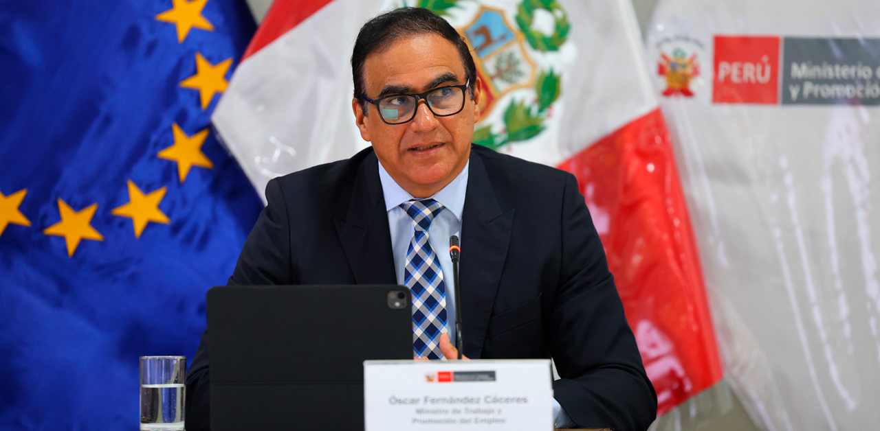 �scar Fern�ndez: Gobierno autoriza viaje del ministro de Trabajo a Suiza y Espa�a del 7 al 17 de junio
