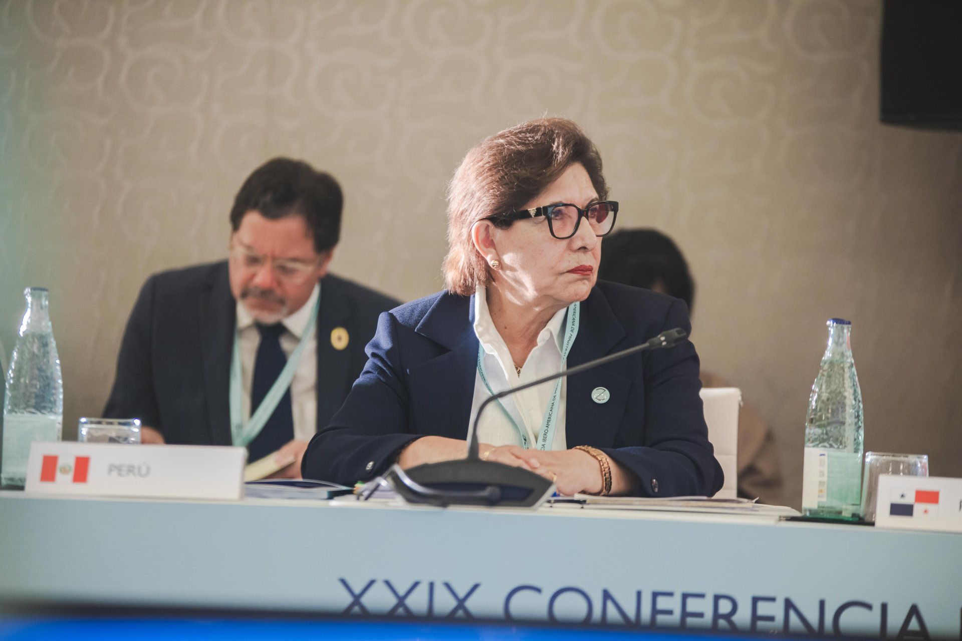 Ministra de Educación ratifica compromiso del Perú en educación durante conferencia en Barcelona