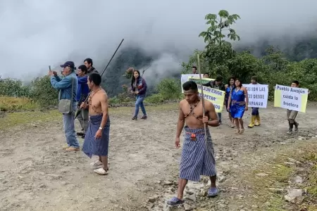 Comunidad de Kumpanam denuncia invasi�n de empresarios ecuatorianos en territori