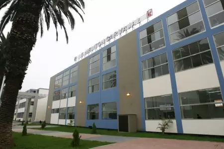 Colegio Melit�n Carvajal en Lince