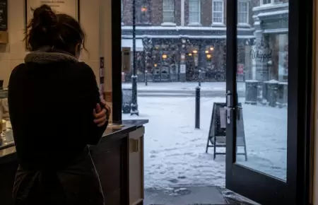 Despedida por cerrar la puerta por fr�o: Gan� indemnizaci�n.