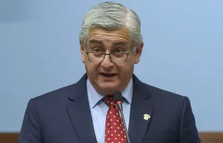Juan Carlos Lizarzaburu calific� de 'porquer�a' las recientes elecciones.