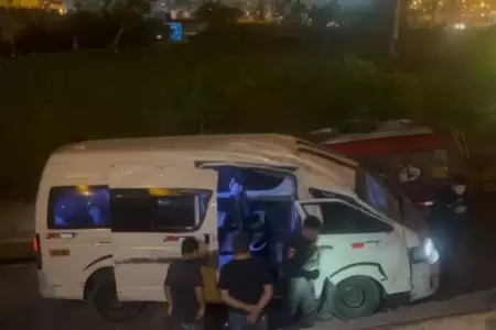 Delincuentes protagonizan accidente tras robar combi