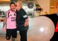 Lionel Messi y Carlos Villagr�n "Kiko" protagonizan emotivo encuentro: �Es mi �dolo!