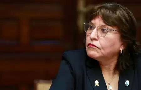 Delia Espinoza solicita al presidente Balc�zar observar ley que crea el Colegio