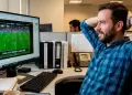 Pas� 57 horas de trabajo viendo series y f�tbol y lo despiden: Denunci� a la empresa y gan� millonaria cifra
