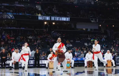 �In�dito! Presentaci�n de caj�n peruano deslumbra en partido de la NBA en Washin