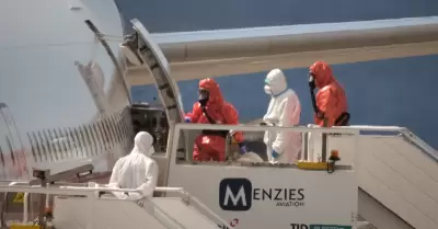 Pacientes espa�oles con hantavirus fueron trasladados a un hospital.