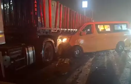 Choque en la Panamericana Sur deja 3 muertos y al menos 8 heridos