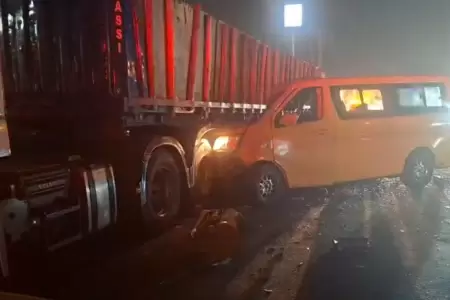 Choque en la Panamericana Sur deja 3 muertos y al menos 8 heridos
